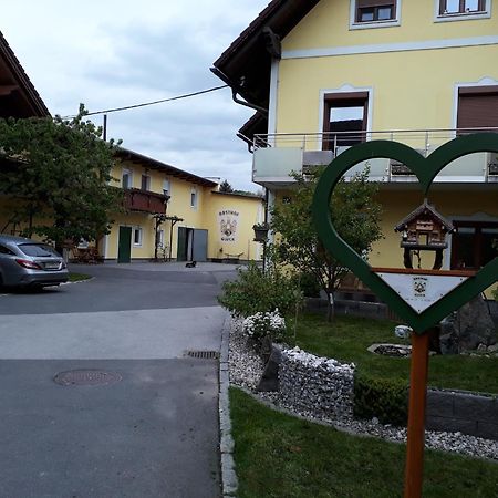 Obsthof Glueck Panzió Gamlitz Kültér fotó