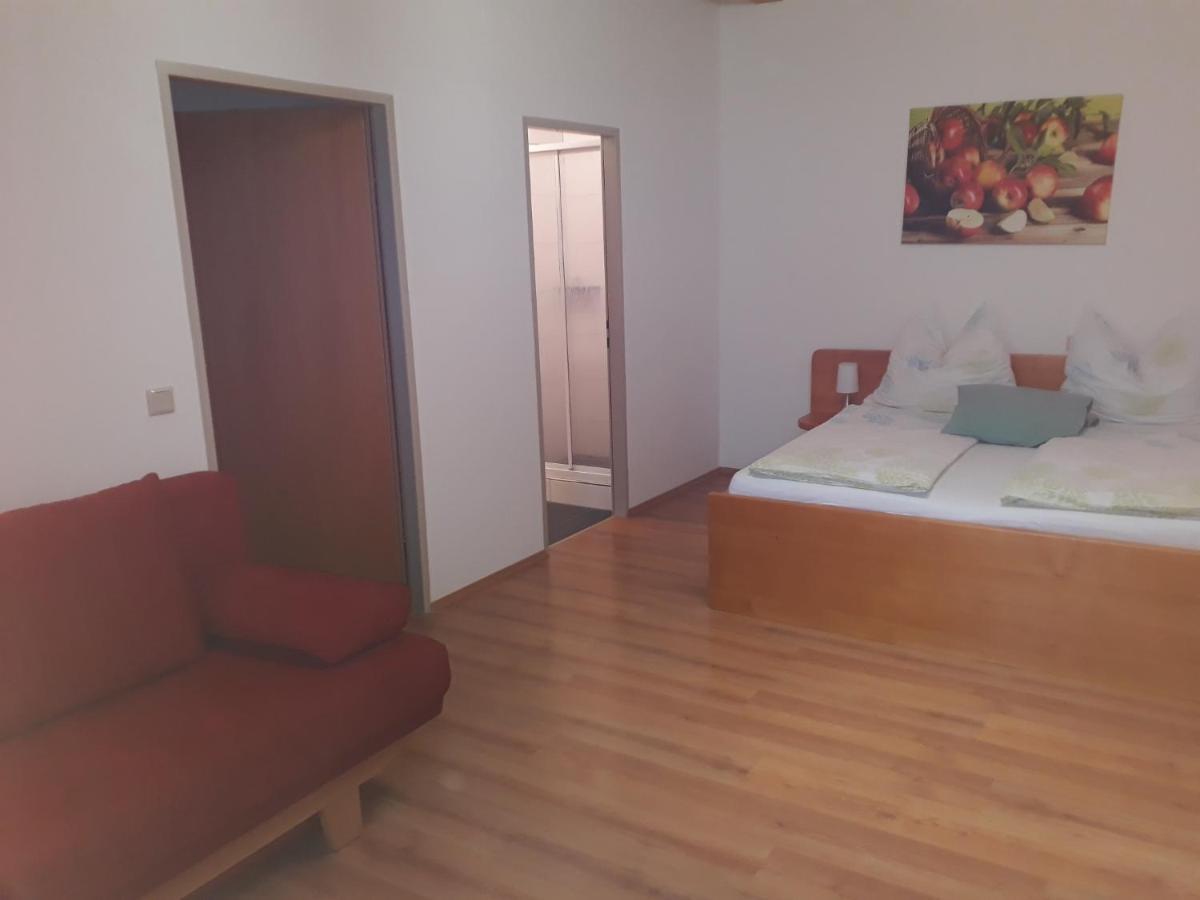 Obsthof Glueck Panzió Gamlitz Kültér fotó
